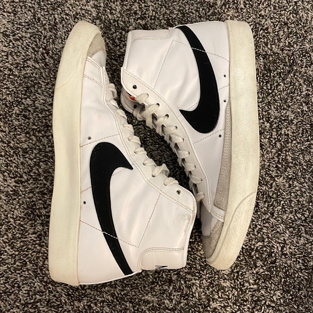 Nike Blazer Mid '77